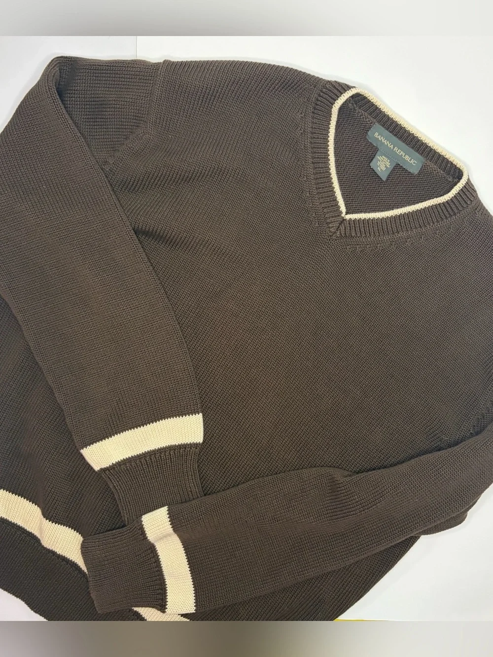 Banana Republic Men's V-Neck Pullover Sweater Size XL